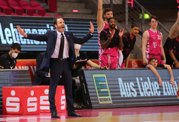 战术表现和 战术表现和